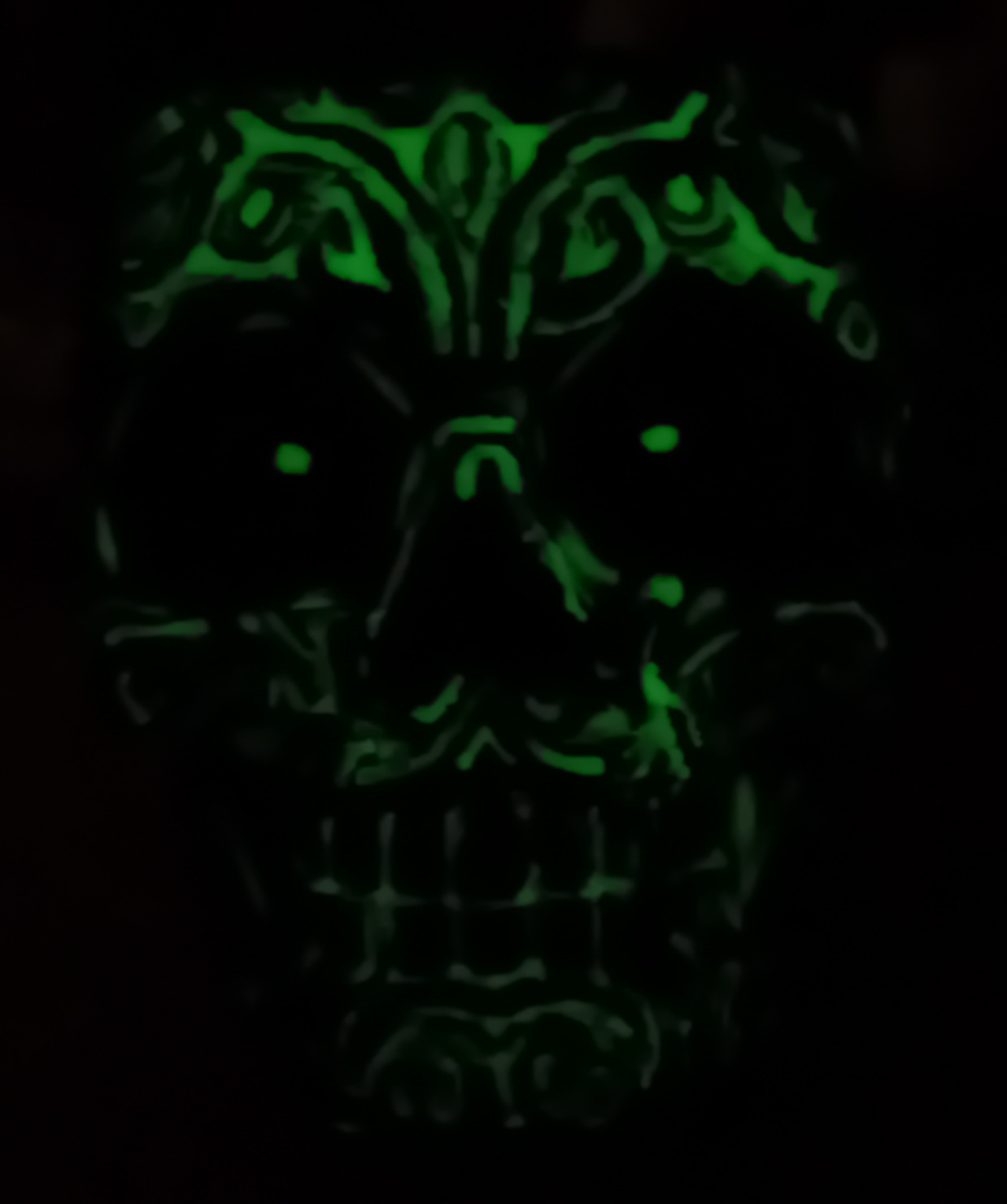 luminescent 3D printed skull and plantpot